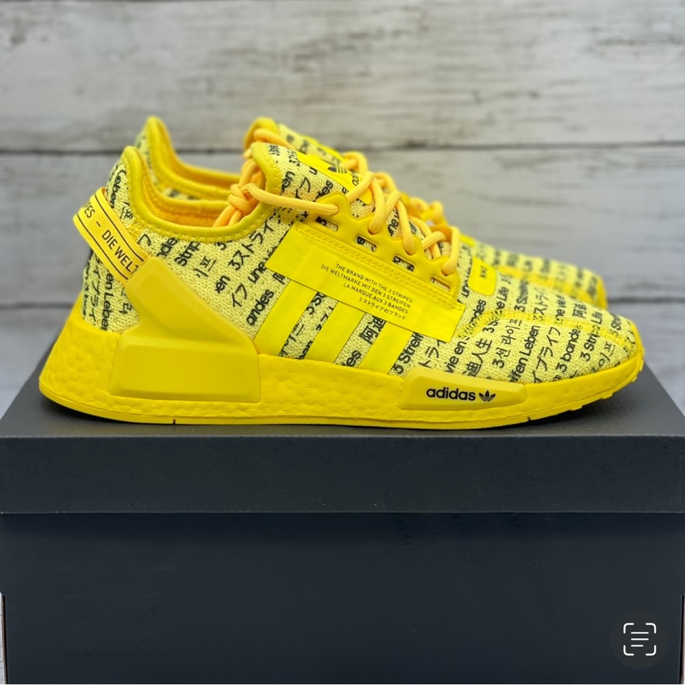 NWT Adidas NMD R1 V2 J “All Over Print” Yellow Black Sneaker women's size 7.5
